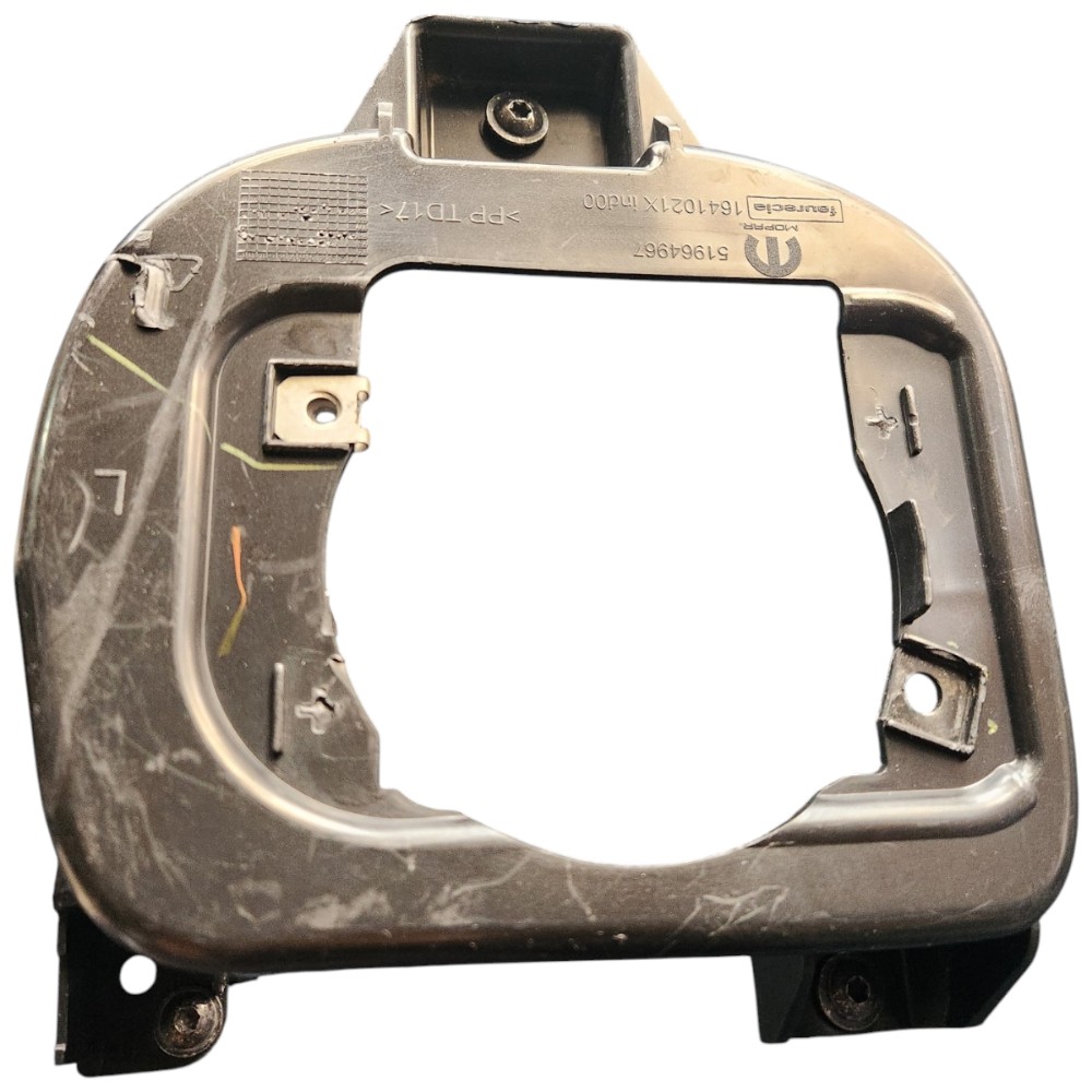 Suporte Esquerdo Farol Milha Jeep Renegade 2018 3