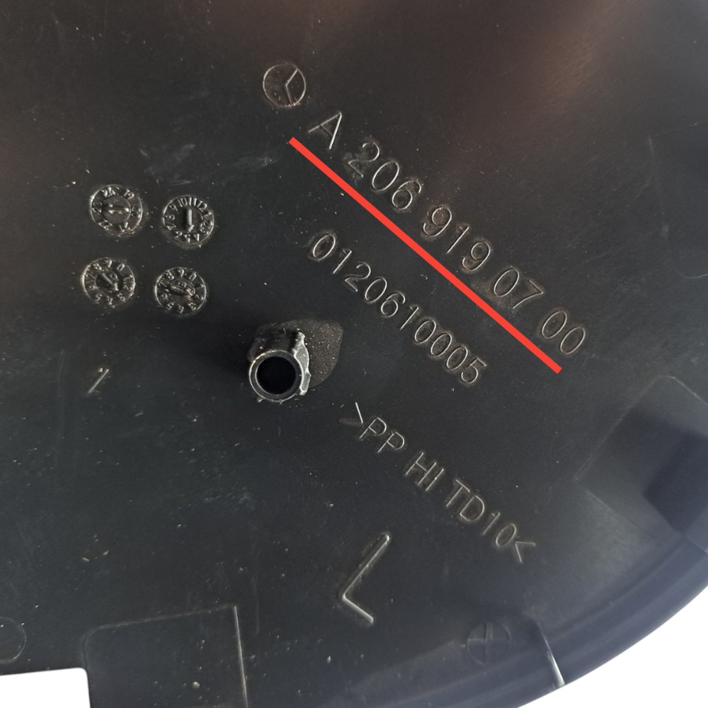 Tampa Sensor Estacionamento Esquerdo Mercedes C200 C180 2021 Preto 4