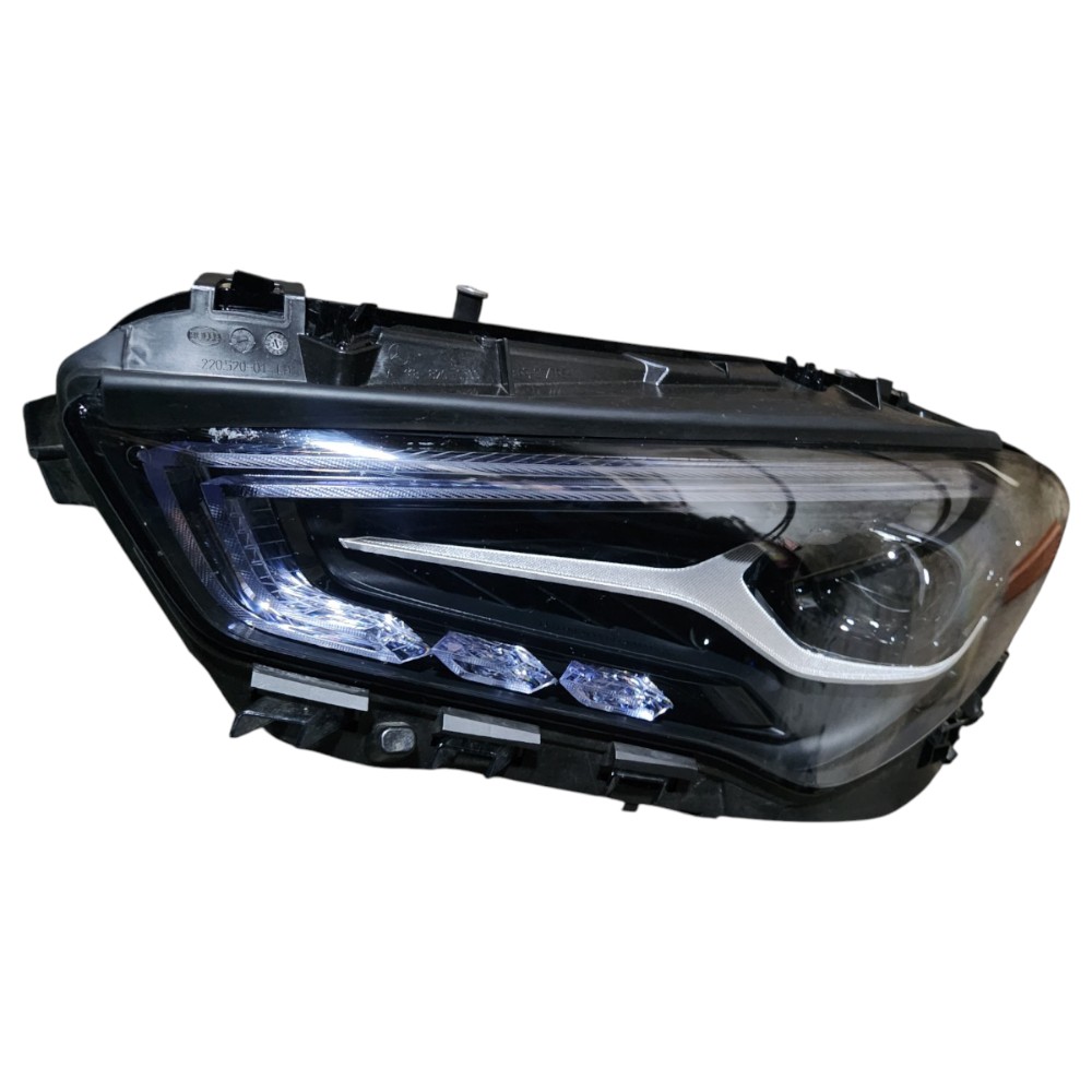 Farol Esquerdo Mercedes Cla Cla200 Cla45 Cla35 2024 Esquerdo/motorista 1