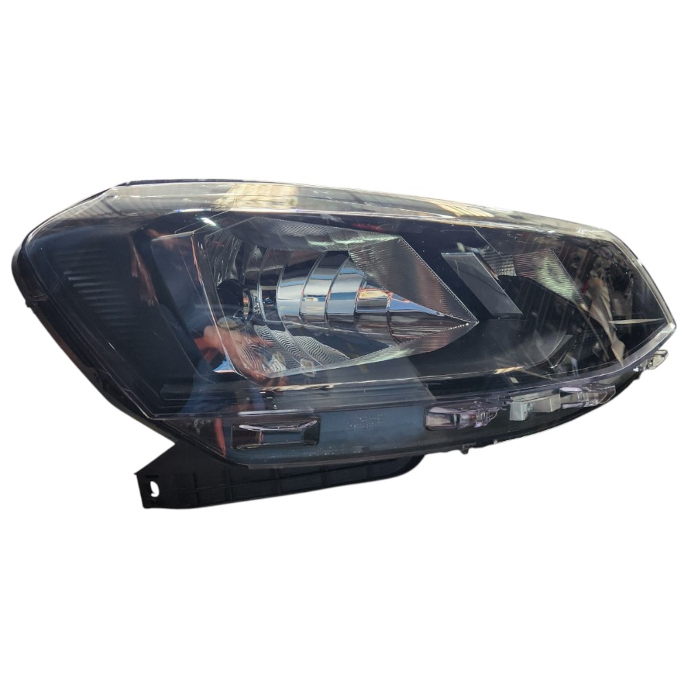Farol Direito Volkswagen Gol G7 Voyage G7  Saveiro G7 2018 6