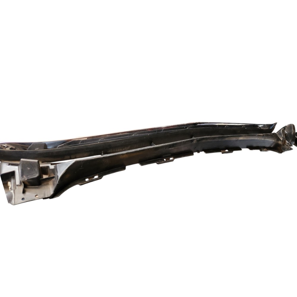 Spoiler Inferior Dianteiro Mercedes C180 C200 2015 2016 Preto 8