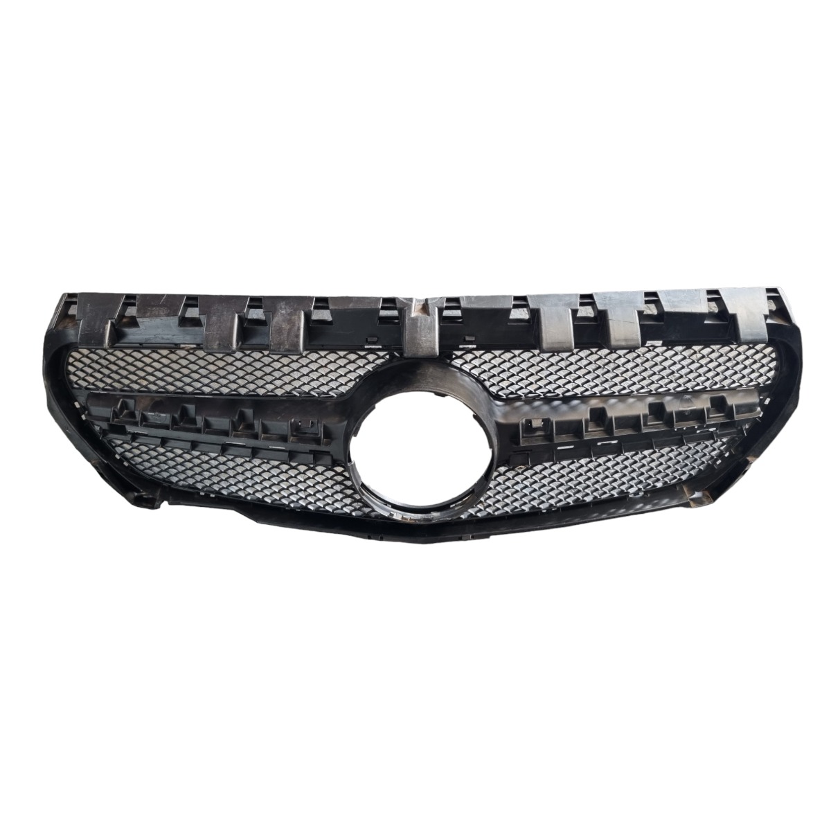 Grade Comeia Mercedes Cla 45 Amg Preto Original
