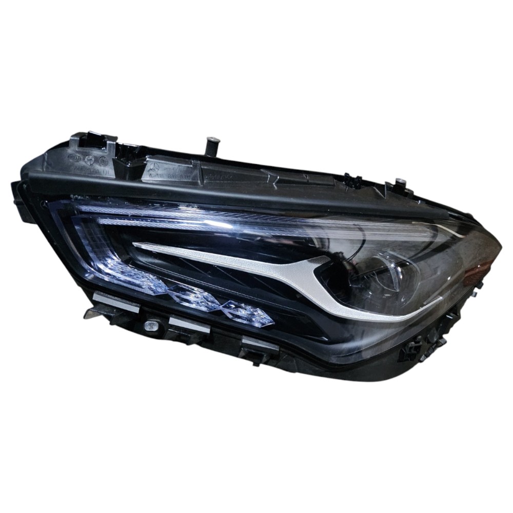 Farol Esquerdo Mercedes Cla Cla200 Cla45 Cla35 2024 Esquerdo/motorista 9