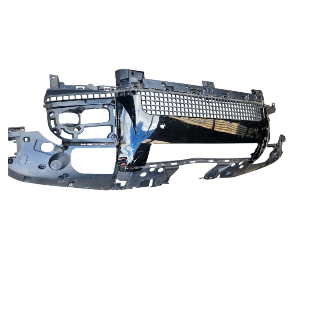 Parachoque aplique dianteiro Land Rover Defender 2022 1