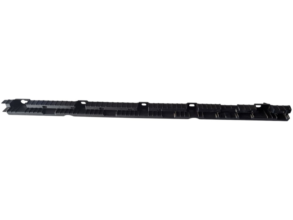 Guia Suporte Traseiro Esquerdo Spoiler Lateral Volvo Xc90 3