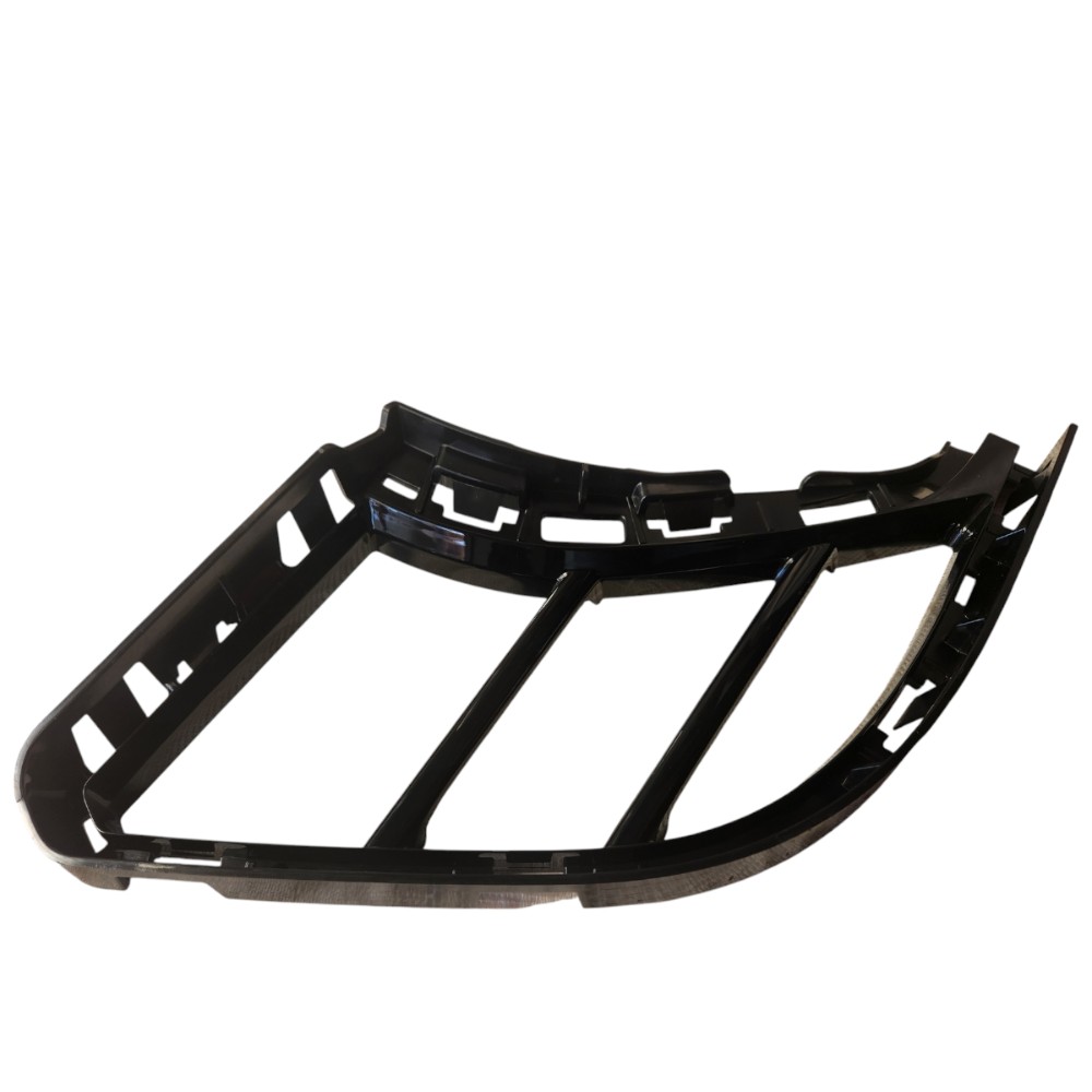 Grade Direita Parachoque BMW 430I G26 2022