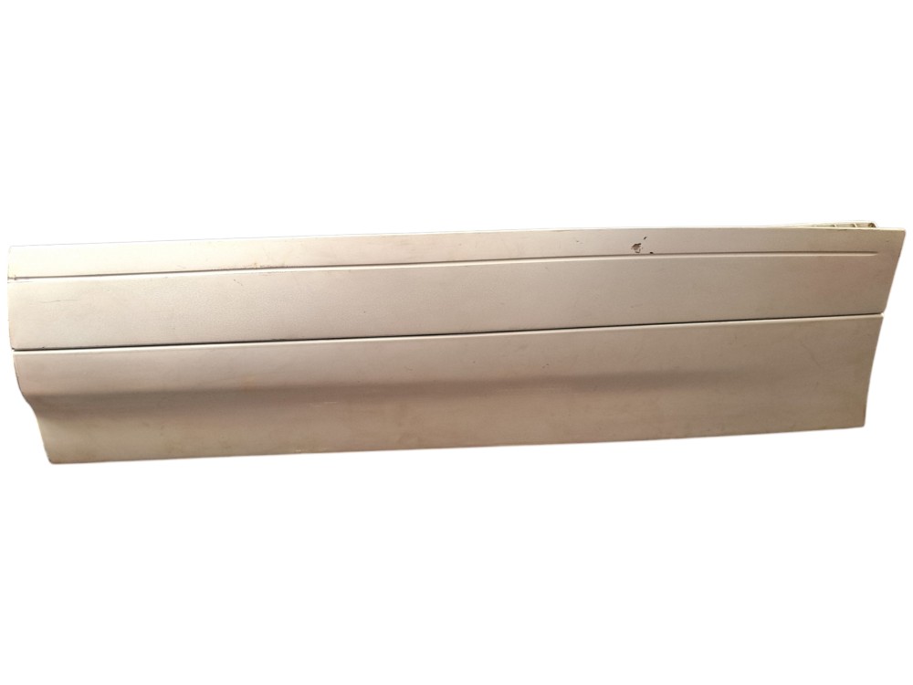 Moldura Porta Traseira Direita Porsche Cayenne