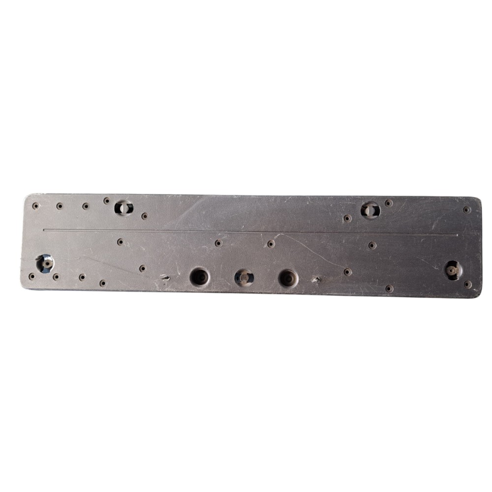 Suporte Placa Mercedes Glb