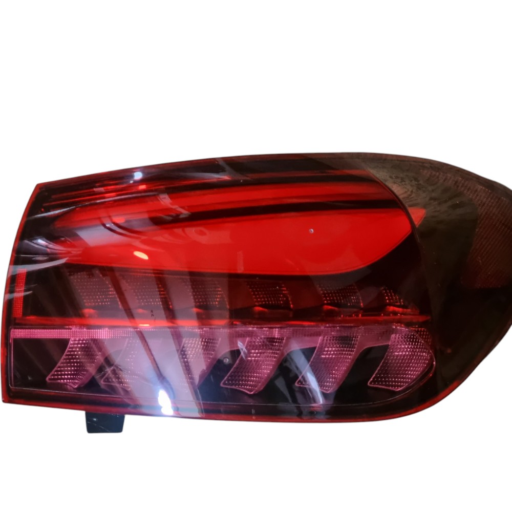 Lanterna Direita Mercedes Gla 2024 2025 Direito/passageiro