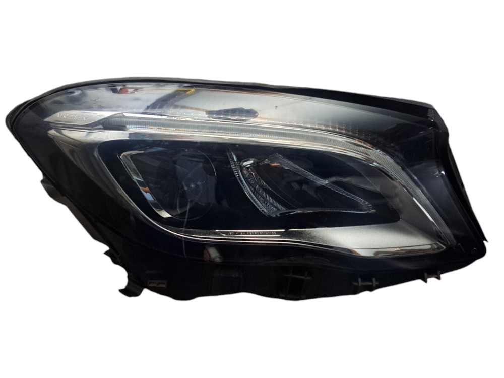 Farol Direito Mercedes Gla 2015 2016