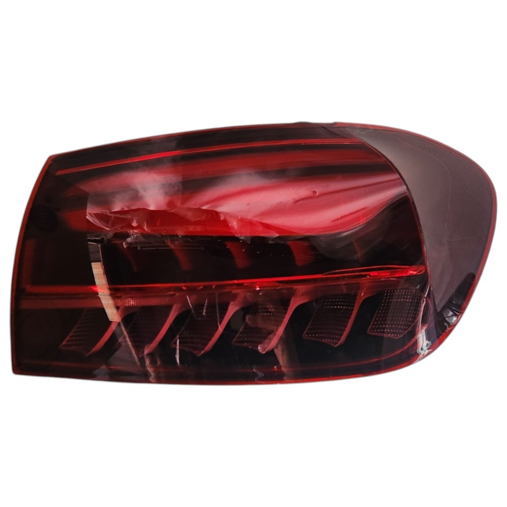 Lanterna Direita Mercedes GLA2024 2025 7