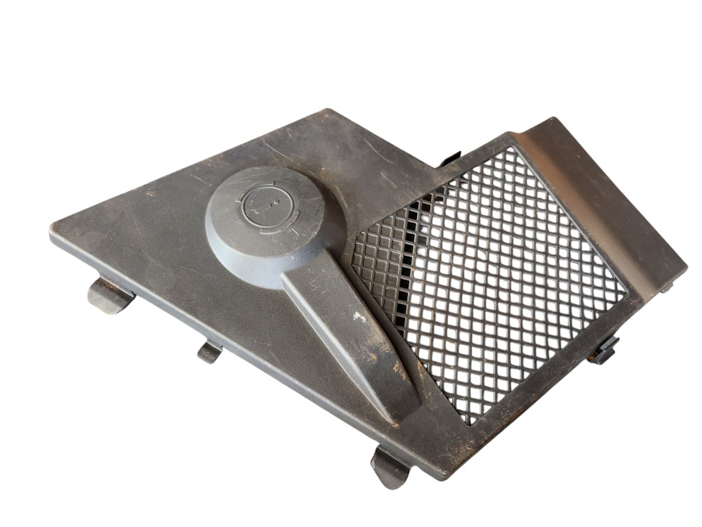 Grade Tampa Ventilação Esquerdo Mercedes C180 2015 2
