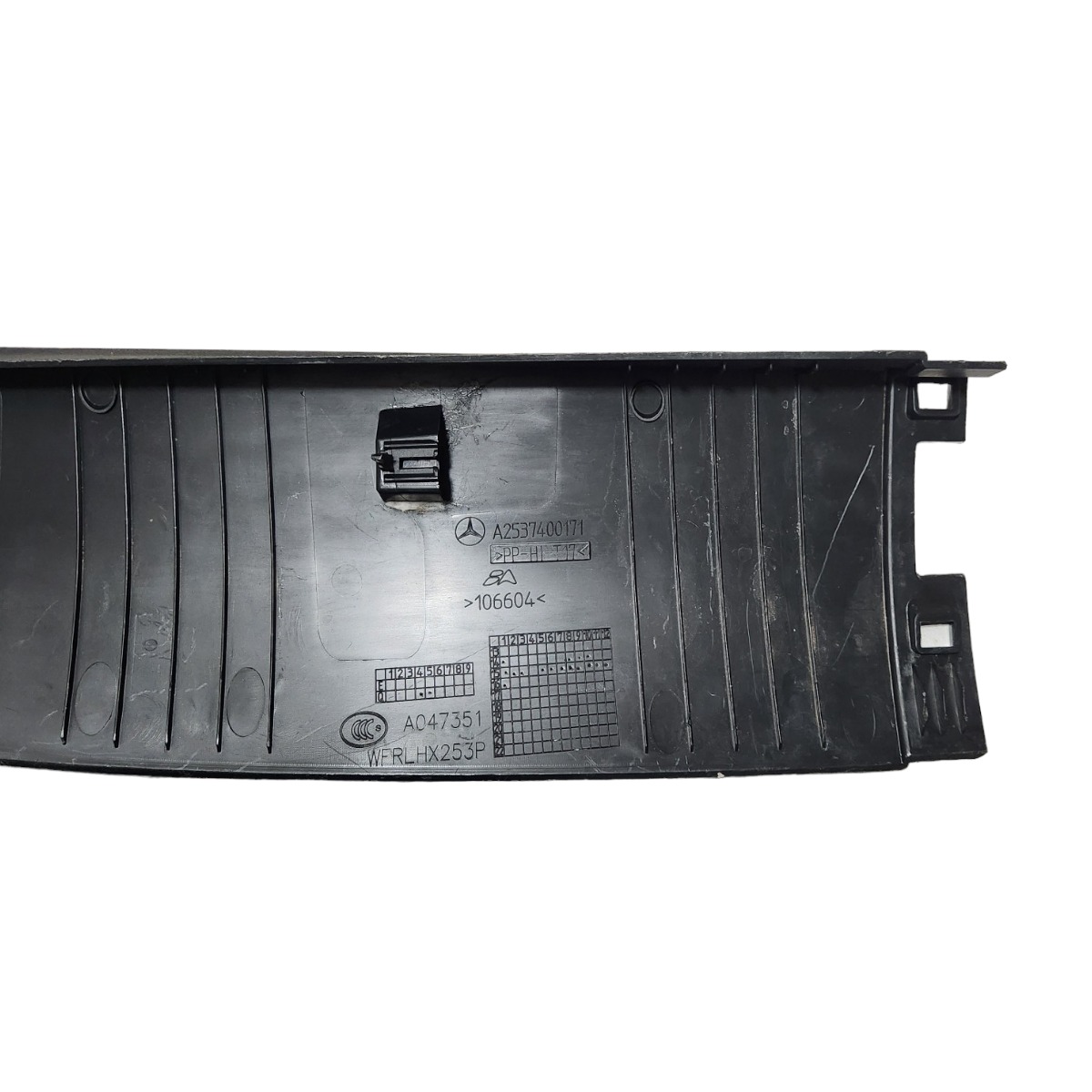 Moldura Acabamento Interno Esquerdo Mercedes Glc 4