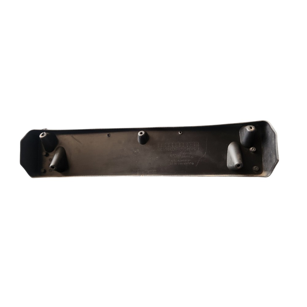 Suporte Placa Mercedes Benz C300 2023 2024 Preto 4