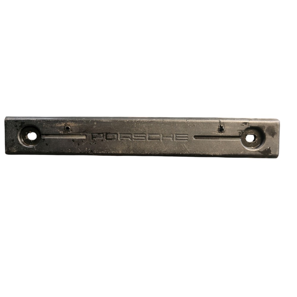 Suporte Placa Porsche Cayenne 2012 Preto 6