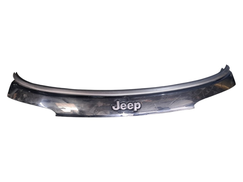 Aplique Tampa Traseira Jeep Compass