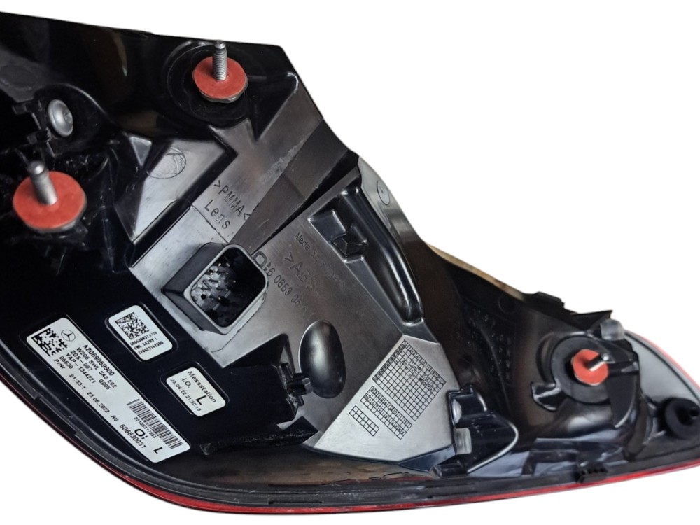 Lanterna Traseira Esquerda Mercedes C200 W206 2023 2024 10