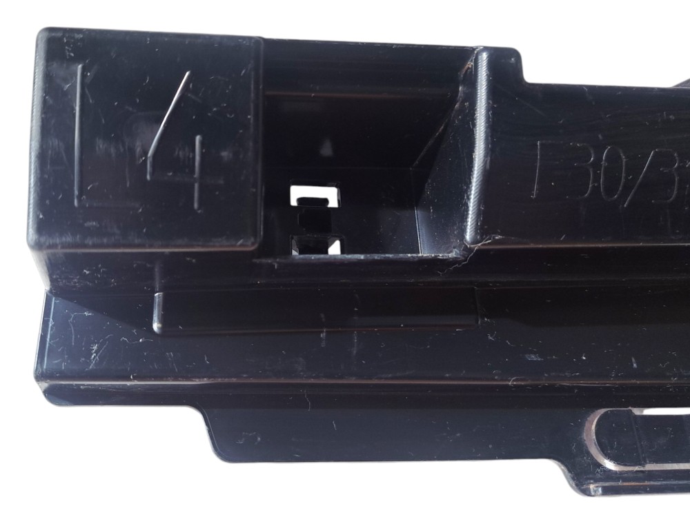 Guia Suporte Esquerdo Bmw 320i F30 2014 2015 7
