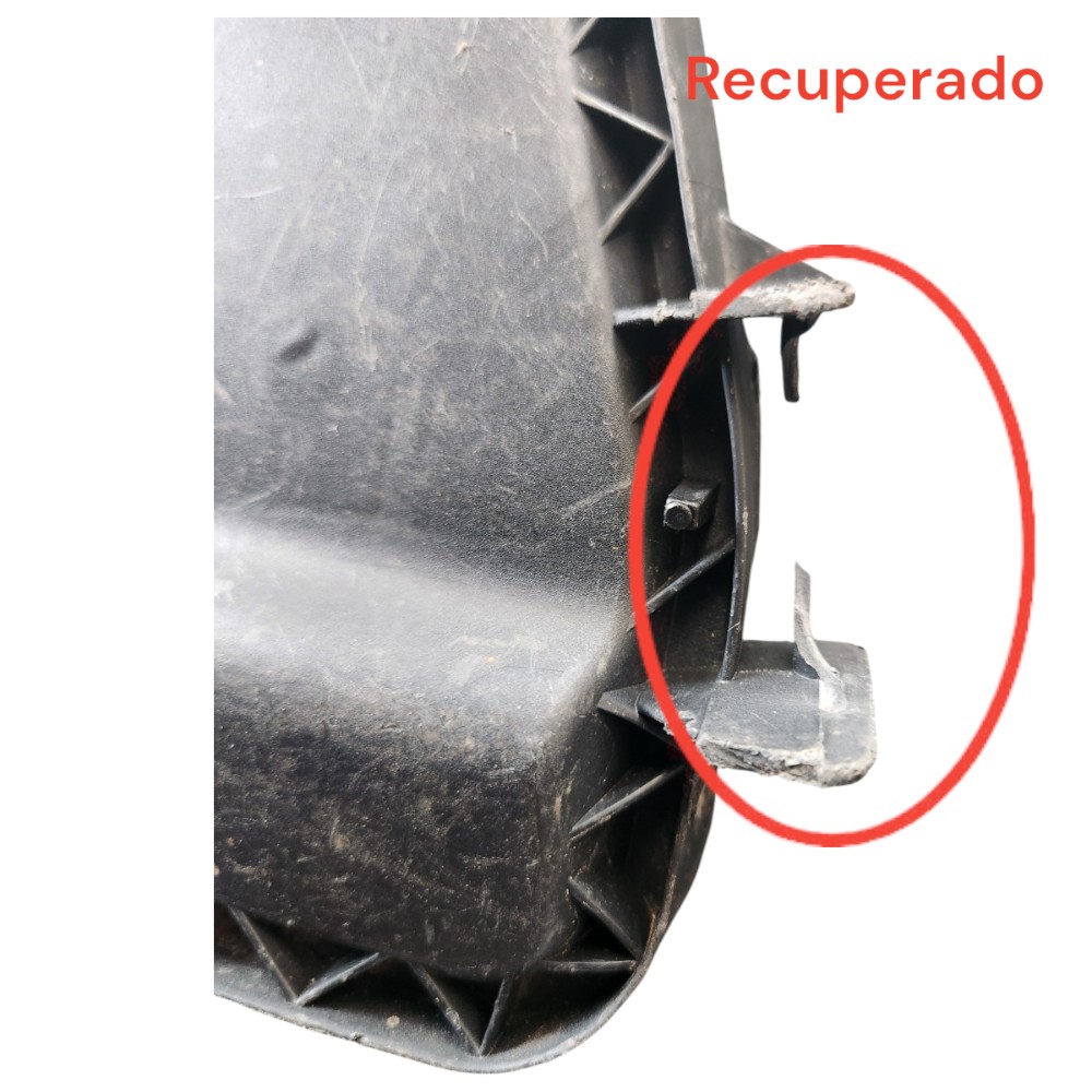 Tampa Farol Direito Peugeot 206 2003 Preto 2