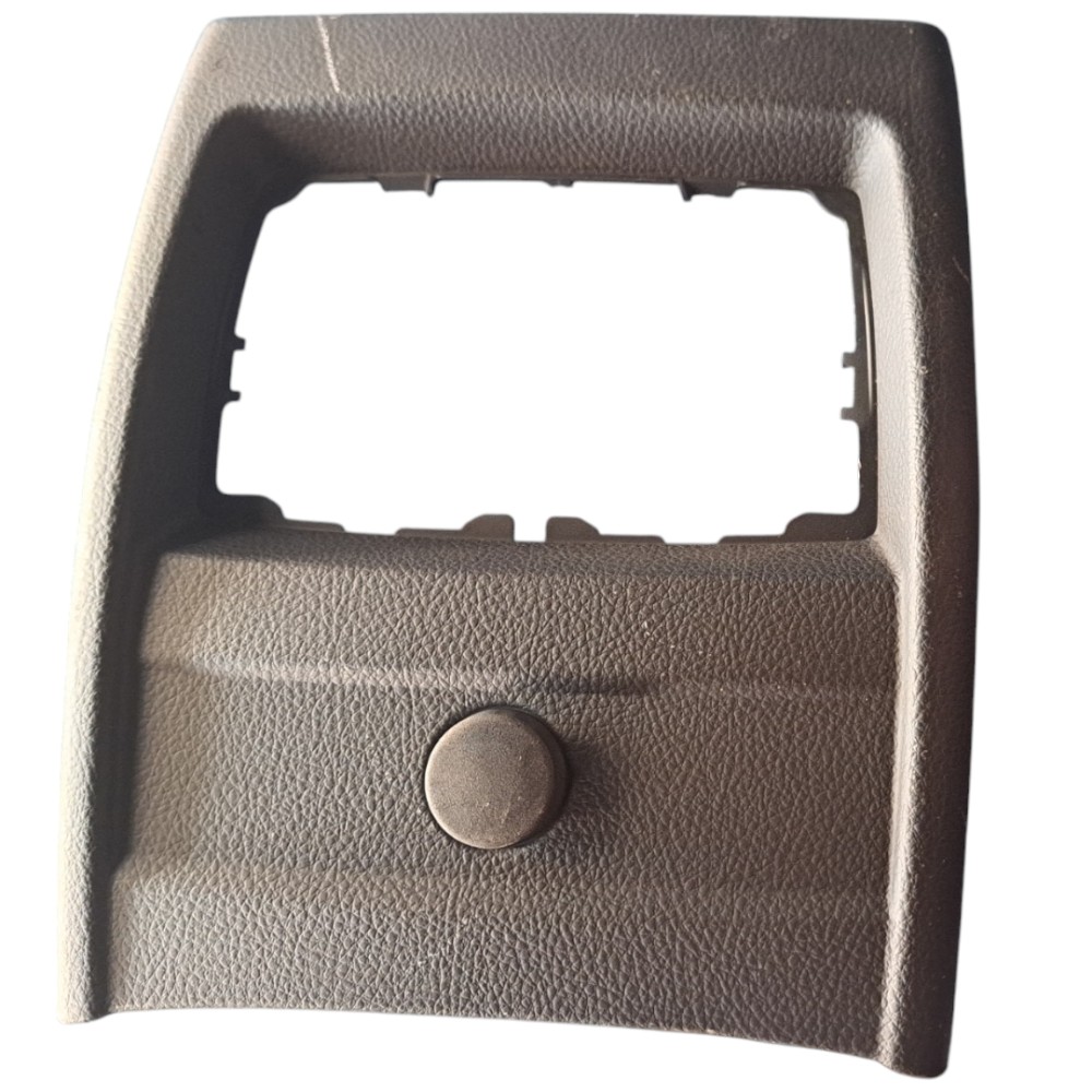 Moldura Difusor Ar Traseiro Bmw 320i