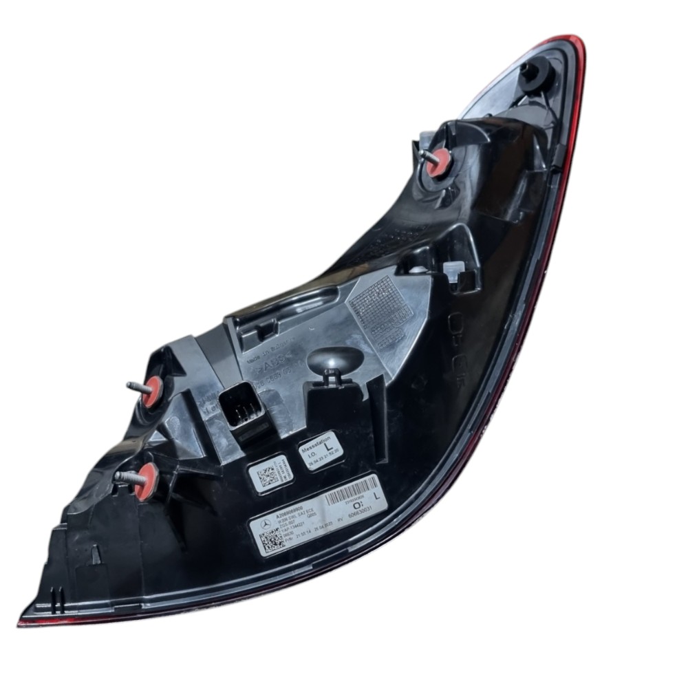 Lanterna Traseira Esquerda Mercedes C200 W206 2024 4