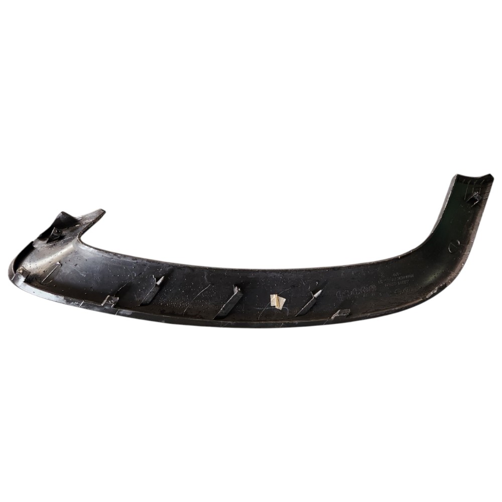 Moldura Acabamento Parachoque Direito Kia Soul 2012 Preto