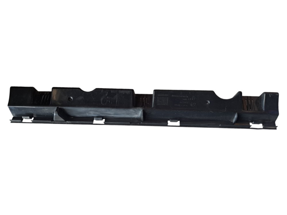 Guia Spoiler Esquerdo 320i 2010 Preto 5