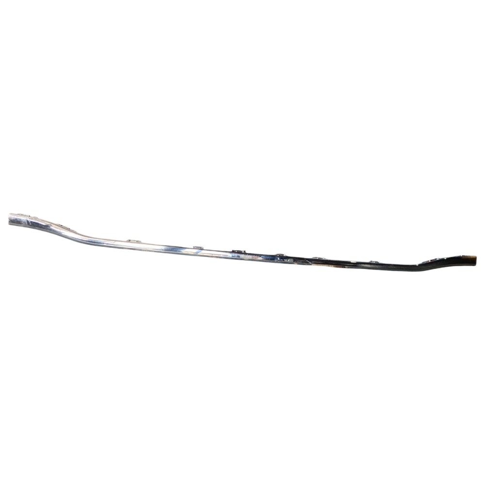 Friso Parachoque Traseiro Mercedes C200 C300 2023 Cromado 4