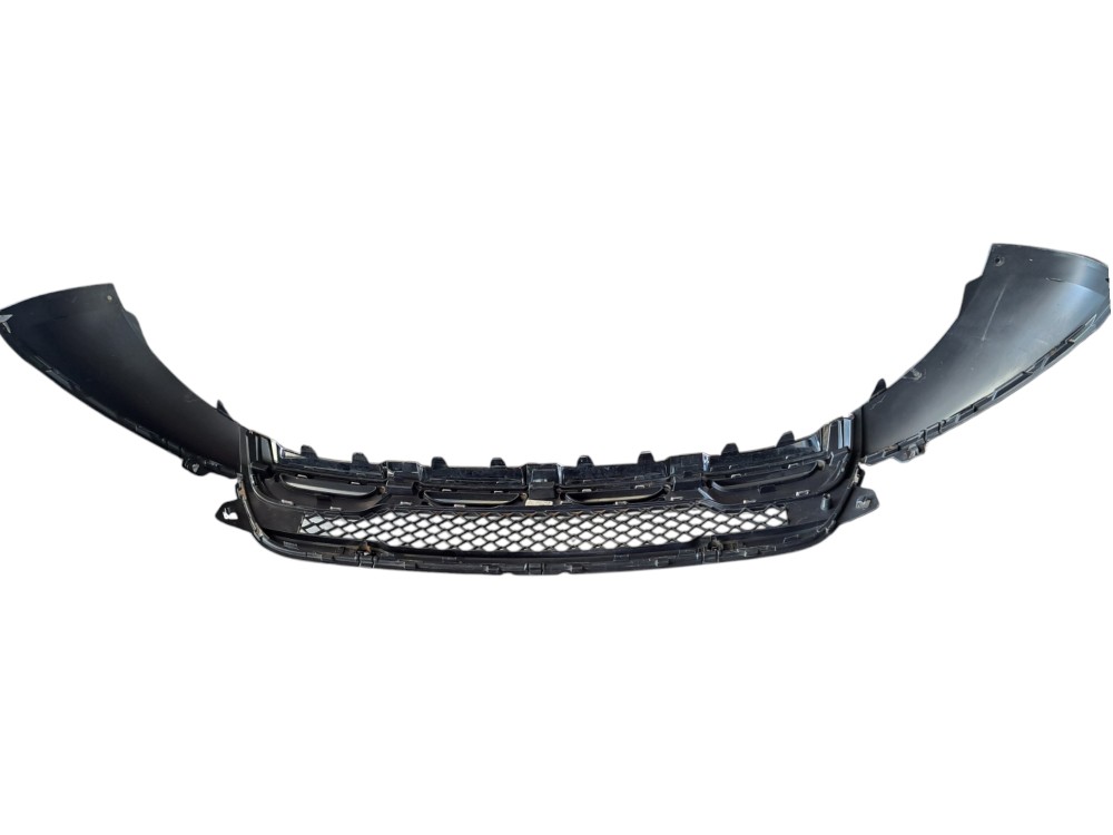 Grade Spoiler Inferior Parachoque Dianteiro Mercedes Glb 2