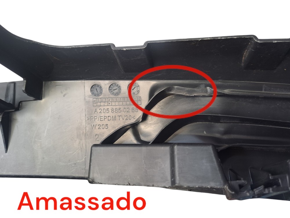 Mercedes Guia Central Parachoque C180 C200 2015 7