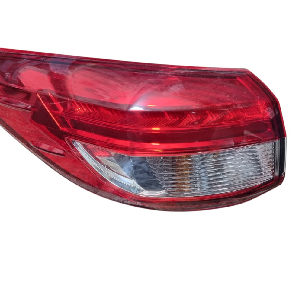 Lanterna Esquerda Toyota Yaris Sedan  Led Esquerdo/motorista 3