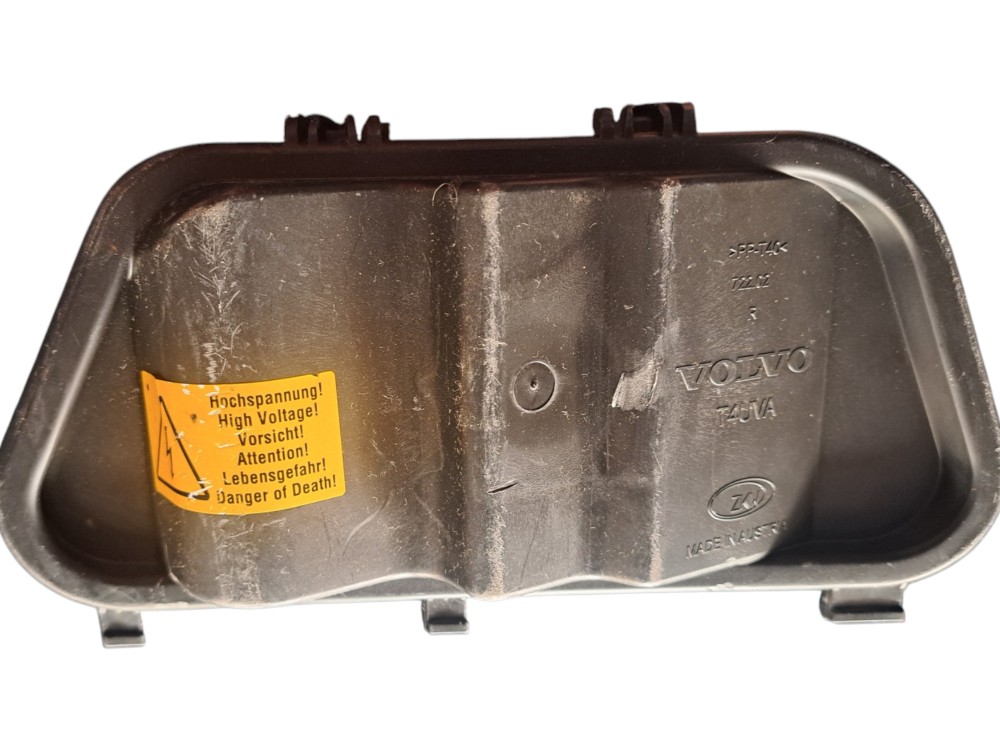 Tampa Farol Direito Volvo V40