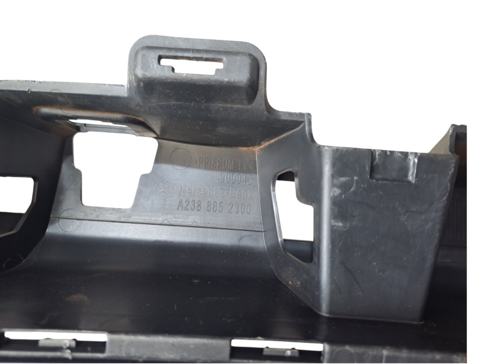 Guia Central Parachoque Mercedes E300 W238 7