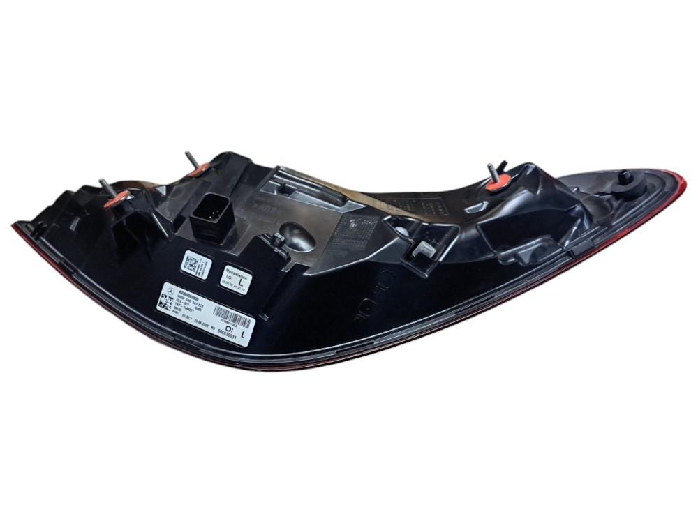 Lanterna Traseira Esquerda Mercedes C200 W206 2023 2024 9