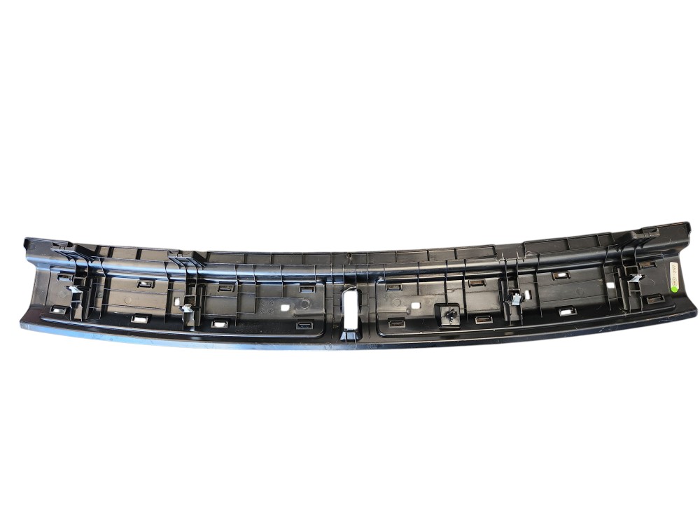 Acabamento Porta Mala Bmw X1 2022 51477413689 Preto 4