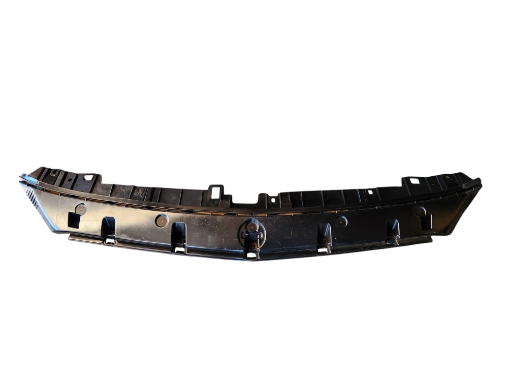 Suporte guia interno superior parachoque Mercedes GLA