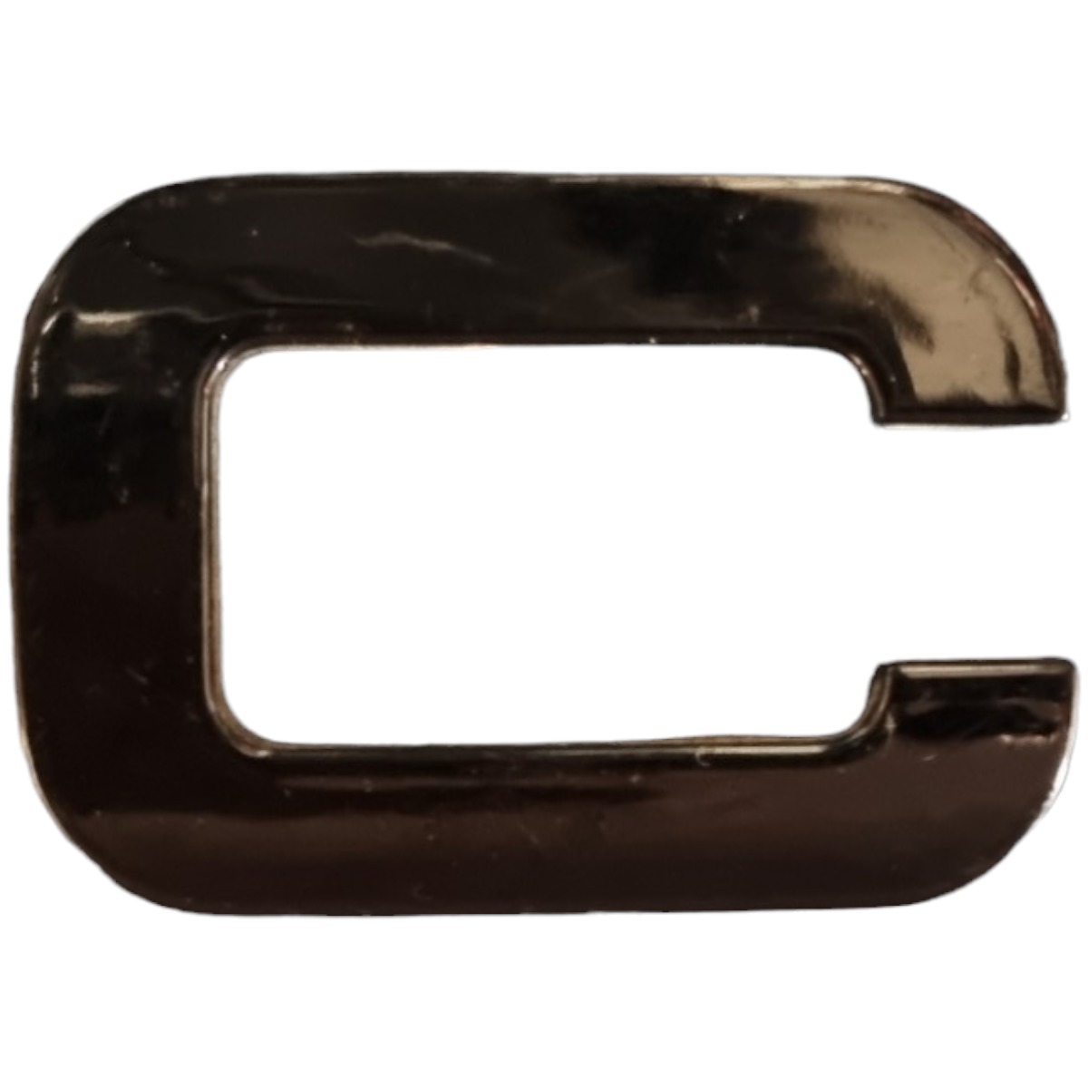 Emblema Letra C Discovery  Preto