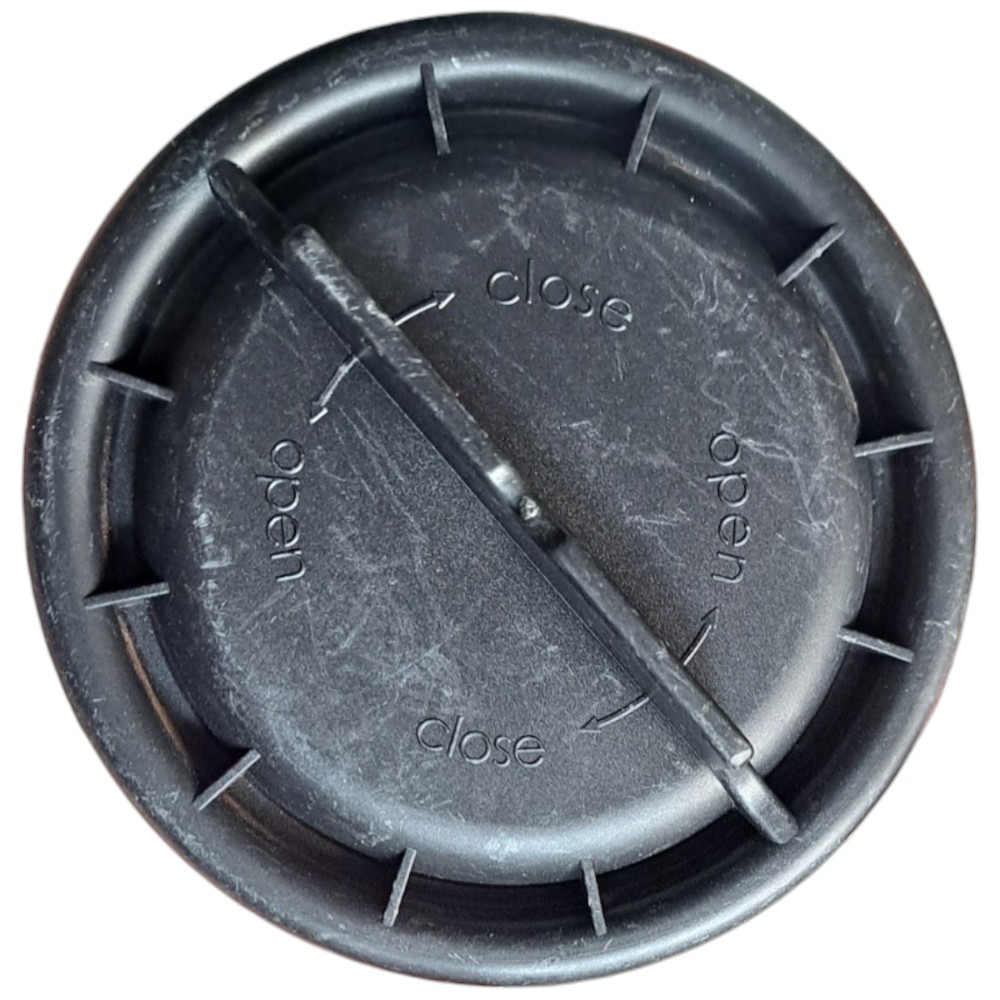 Tampa Farol Mercedes Al 1305219122 Preto