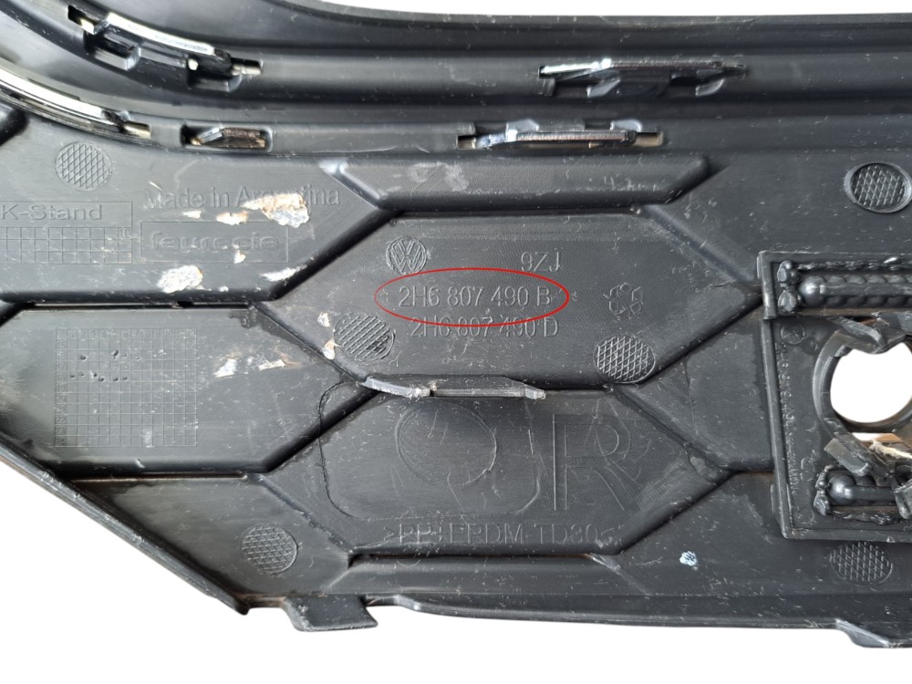 Grade Milha Direita Amarok  Preto Direito 5