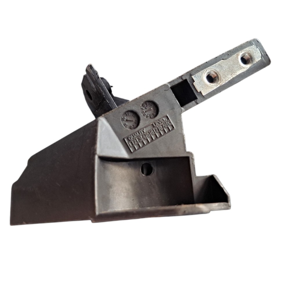 Guia Farol Esquerdo Mercedes C180 C200 2015 Primeira Linha
