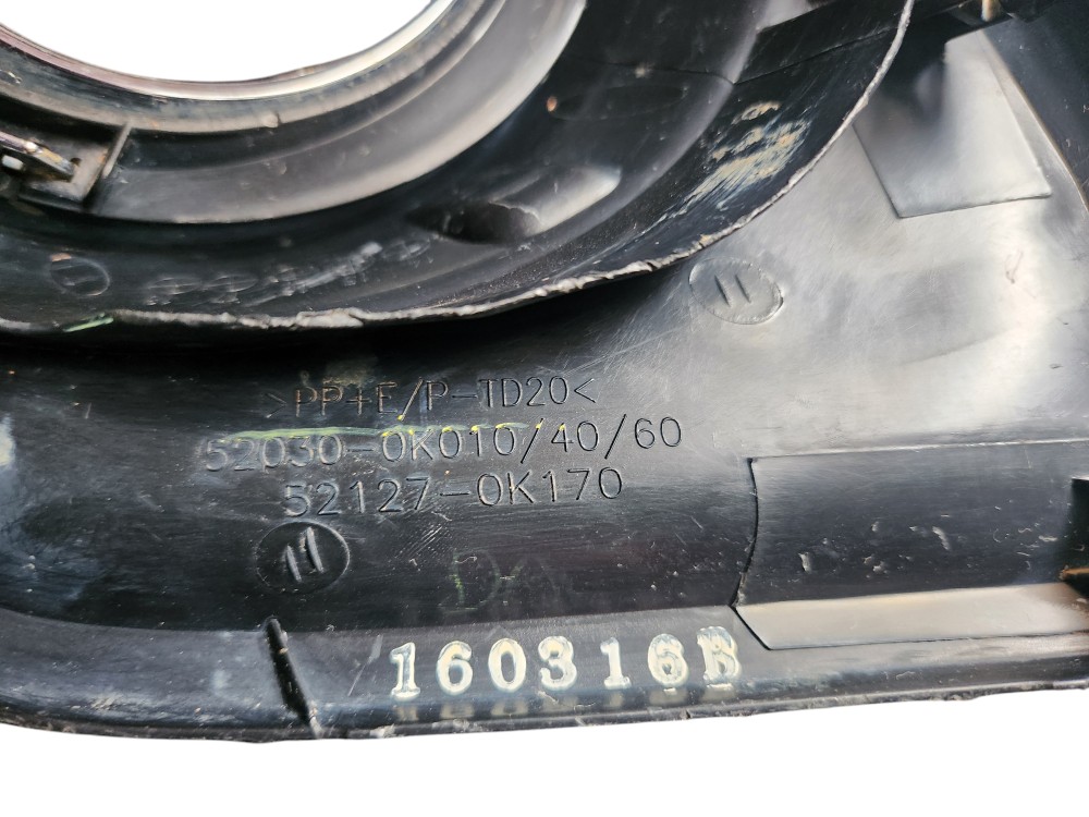 Grade Milha Direita Toyota Hilux 2016 2017 2018 Preto Direito 5