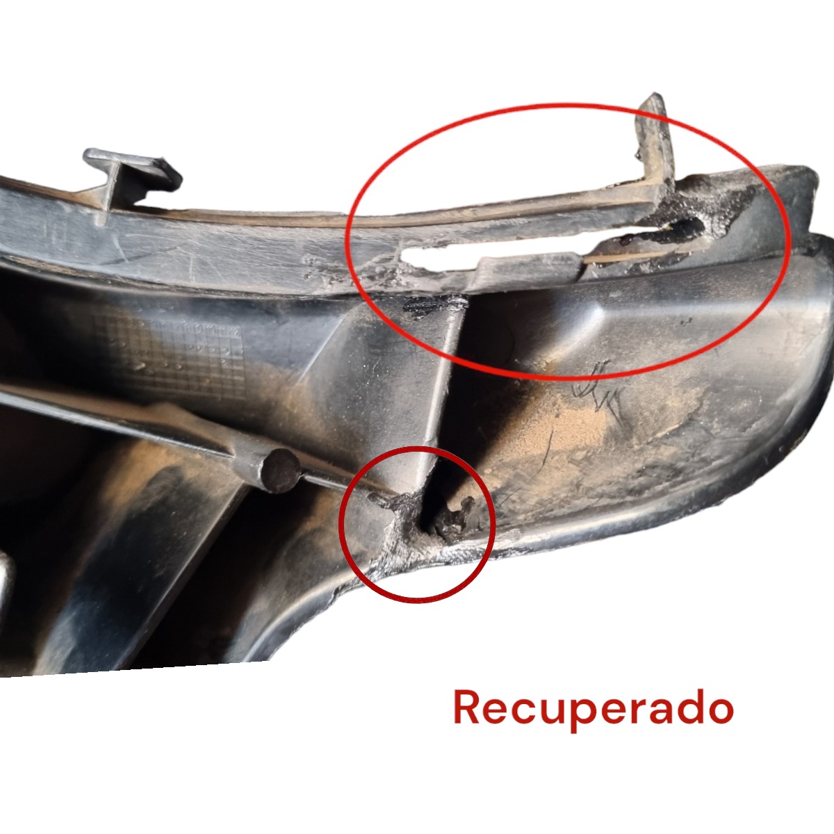 Guia Parachoque Traseiro Esquerdo Mercedes Cla 5