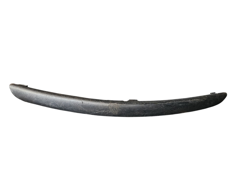 Moldura Esquerda Parachoque Dianteiro Ford Focus 2004