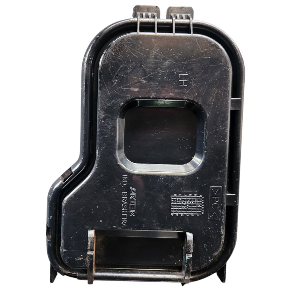 Tampa Farol Esquerdo Fiat Idea 2007 2008 Preto 9