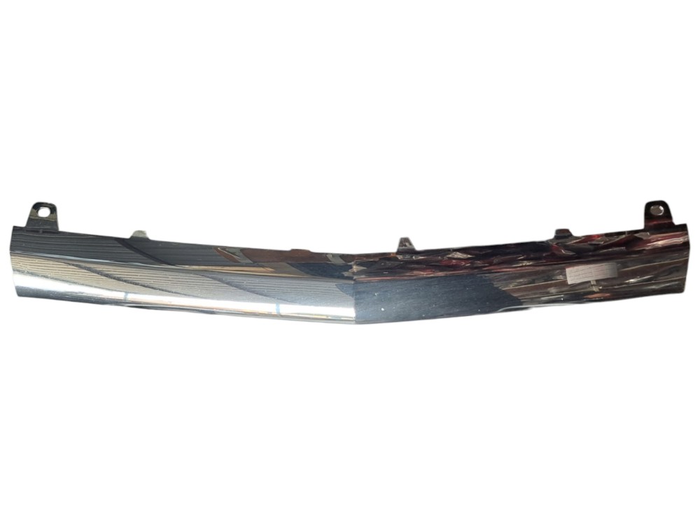 Friso Cromado Central Inferior Mercedes C250 2016