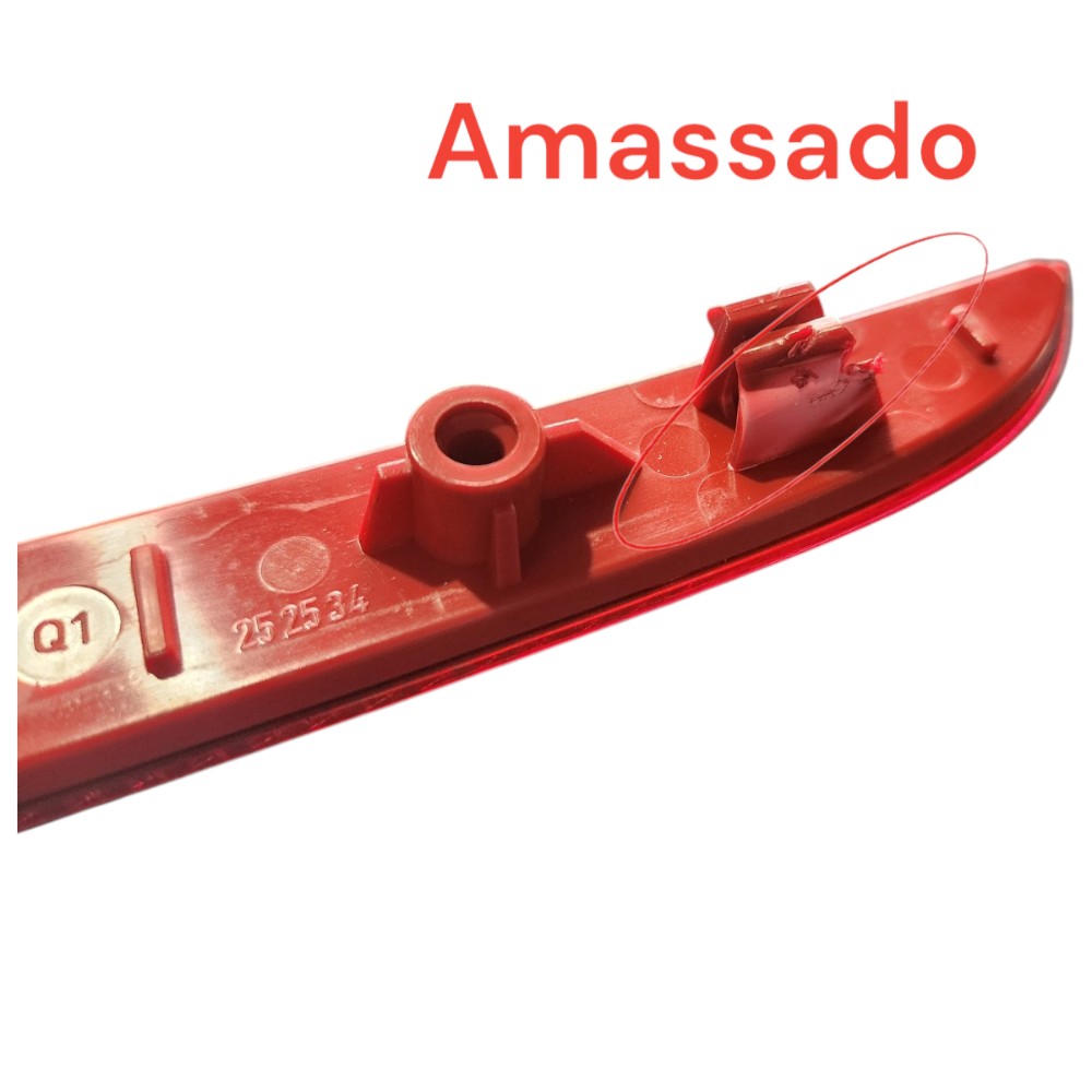 Refletor Olho Gato Traseiro Direito Mercedes A300 Glc 2022 Vermelho 8