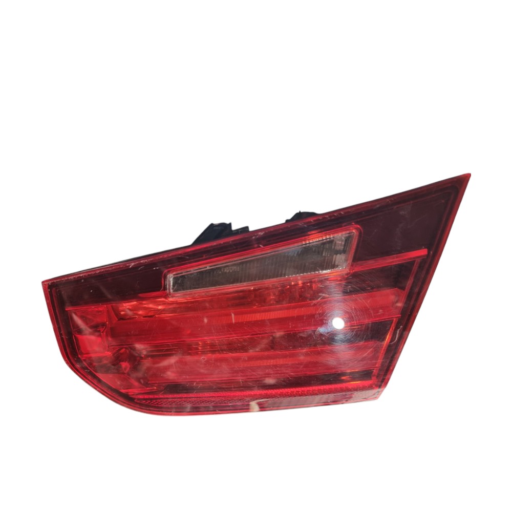 Lanterna Direita Tampa Bmw 320i Direito/passageiro Vermelho 3