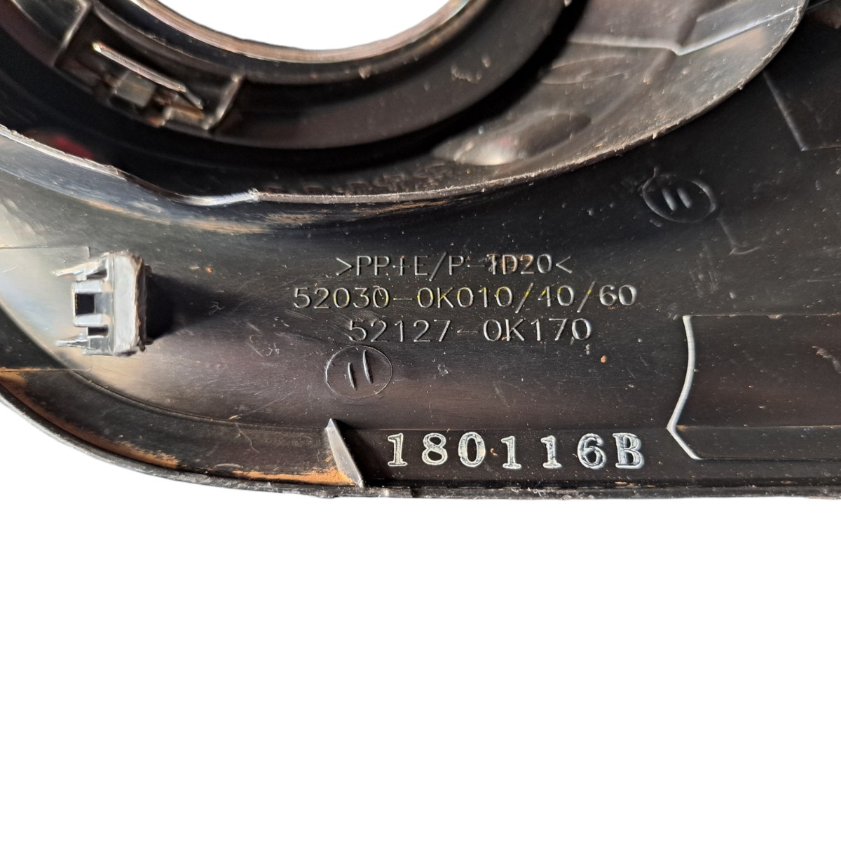 Moldura Grade Milha Direita Toyota Hilux Preto Direito 7