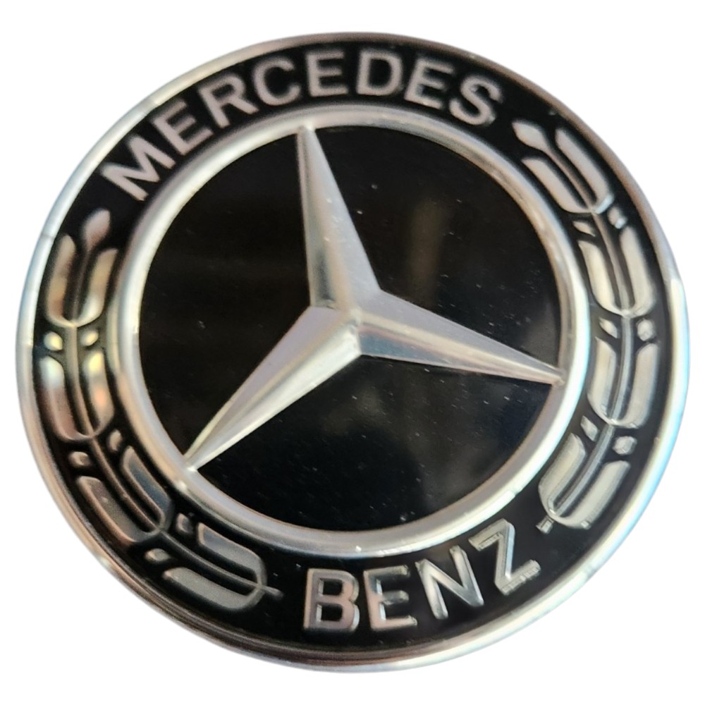 Símbolo Emblema Capô Mercedes-Benz GLC A0008171601