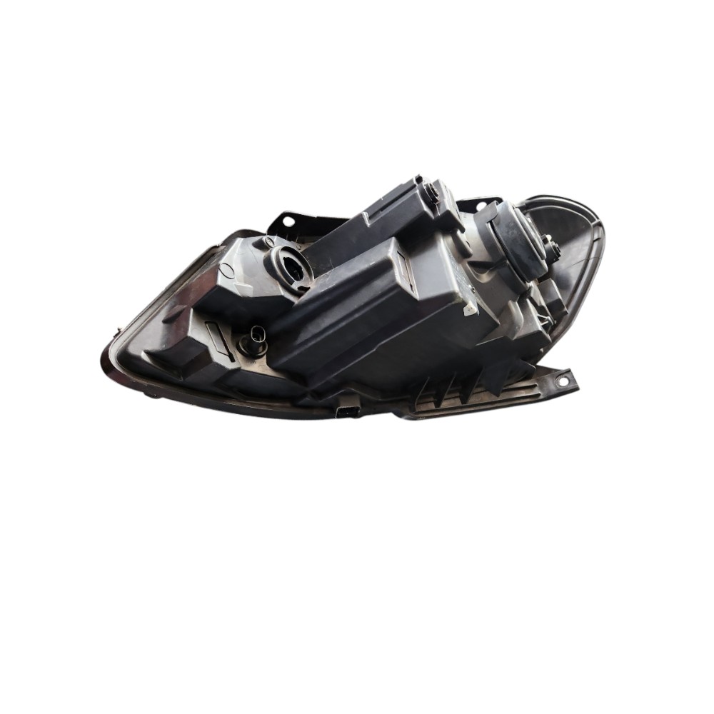 Farol Direito Volkswagen Gol G7 Voyage G7  Saveiro G7 2018 5